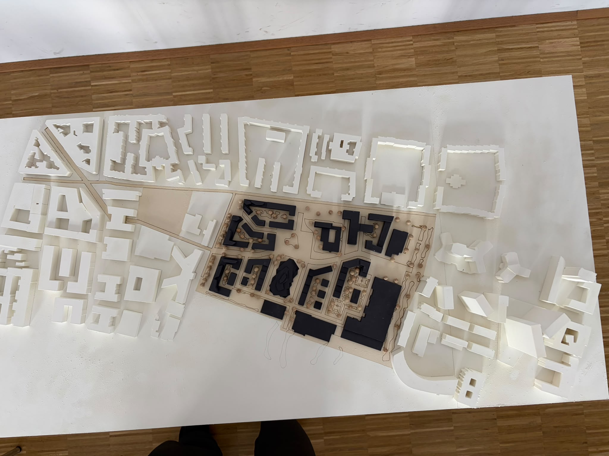 Präzises Architekturmodell mit 100 Gebäuden für Wiener Projekt – Bild 2
